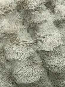 1pc Beige Round Faux Rabbit Fur Plush Rug, Nordic Ins Style Carpet For Living Room Bedroom, Washable Artificial Fur Rug, Suitable For Living Room, Bedroom, Tatami, Dressing Room And Other Indoor Spaces All Year Round,Fall Decor,Autumn Decor,Room Decor