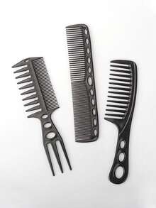 6件套专业男士理发梳套装，打造复古发型，包含耙梳、双面梳、造型梳、宽齿梳、尖头梳和插入梳，适合返校季、旅行度假等场合，也是女士美发配件的理想之选。套装包含各种梳子，例如：梳子、发刷、边缘梳、梳头、梳子、梳子、解结梳、球形梳、迷你梳、梳子套装、木梳、梳子、后梳、发刷、边缘梳、梳头、梳子套装、梳子、迷你梳、解结梳、美发产品、美发工具、美发用品、护发用品、卷发梳、理发师、理发配件、美发设备、旅行必备品、旅行必备品、发型、美发、发刷、后梳、造型梳、卷发梳、边缘梳、梳子、梳头、梳子套装、梳子。头发、卷发梳、解结梳、女士发梳、头发、旅行、美发产品、美发工具、美发用品、理发师、理发配件、理发店、美发设备
