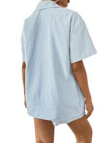 Set de 2 piezas de blusa casual a rayas con botones y shorts para mujer - Azul - Ver 3