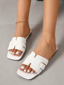 Sandalias planas de mujer 2025 Nuevas de moda de verano con punta cuadrada, de rayas, casuales y deslizantes, versátiles para el verano