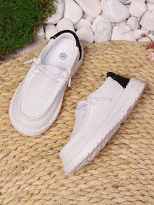 1 双儿童休闲舒适简约透气轻便平底运动鞋，适合所有季节