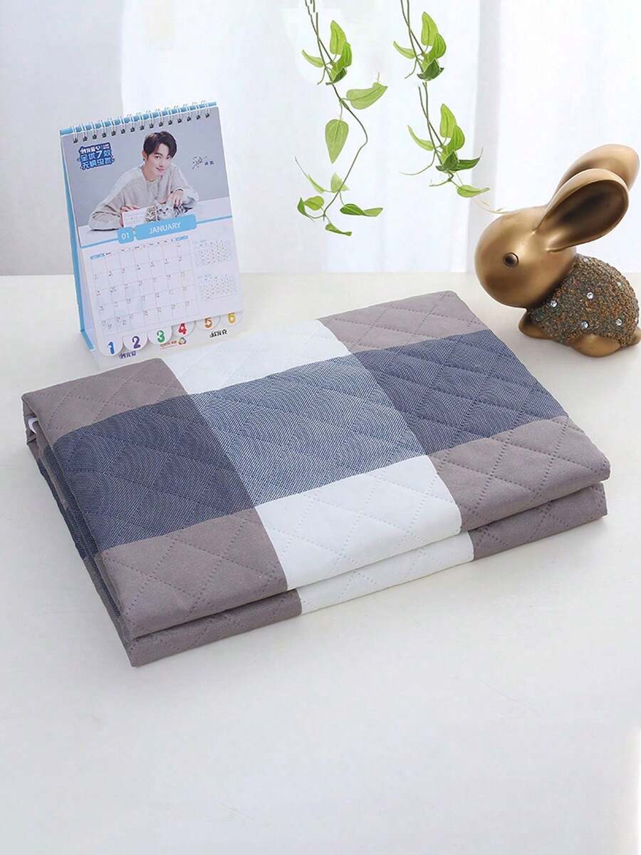 Reusable Waterproof Changing Pad, Anti-Slip Absorbent Nursing Mat, Suitable For Incontinence, Menstruation, All Seasons, Waterproof Menstrual Pad, Waterproof Washable Mattress Protector, Suitable For Women During Menstruation, Incontinence, Bedwetting, Adults And Elderly Can Use - Multicolor - View 1