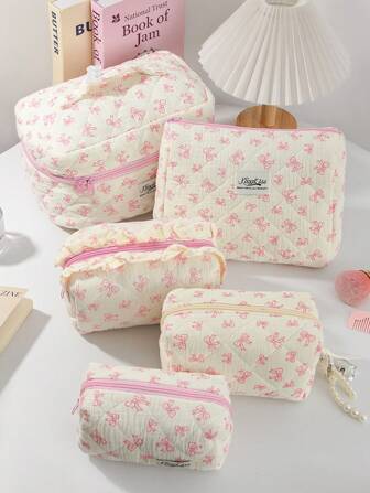 1 件套甜美蝴蝶结和花朵绗缝化妆包度假洗漱包波西米亚复古印花图案化妆包大容量旅行收纳包可爱铅笔盒、笔盒日常通勤手提包时尚便携式化妆品收纳包、多功能收纳包，可装口红、卫生巾、硬币、化妆刷