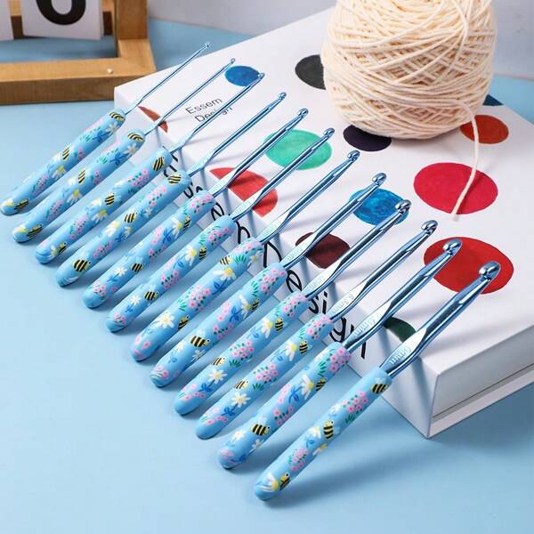 2.0mm(B)-8.0mm(N) Multi-Size Sky Blue Cute Fresh Bee Crochet Hook Set, Ergonomic Handle For Arthritic Hands, Soft Rubber Grip Knitting Needle Set, Suitable For Crochet Beginners And Knitting Lovers