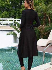 Costume da bagno tutta copertura a due pezzi in maglia tinta unita, con maniche lunghe e pantaloni lunghi, adatto come abbigliamento da spiaggia e resort, disponibile in taglie comode