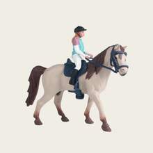 仿真马模型，包括弗里斯兰母马、克莱兹代尔马、卢西塔诺马、小马驹、装饰展示玩具