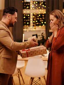 7-Color LED Neck Beauty Tool, 7-Color LED Therapy, Anti-Aging Neck Care, Specifically For The Neck, 7-Color Light Mode Adapted To Different Skin Types, Enhanced Silicone Material - Elegant Black - View 9