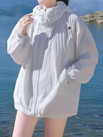 女士轻薄透气宽松防晒夹克，夏季