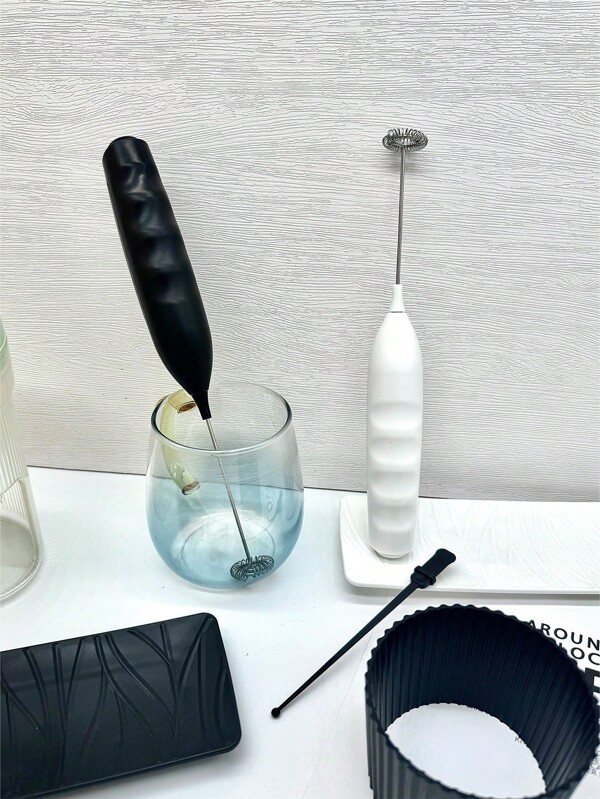 رغاية الحليب ، رغاية الحليب اليدوية القوية ، رغاية الحليب المصغرة ،خلاط مشروبات ، خلاط مشروبات من الفولاذ المقاوم للصدأ للقهوة وال-لاتيه والكابتشينو والماتشا والشوكولاتة الساخنة، صانع رغوة محمول ، خلاط كهربائي لاسلكي لصنع القهوة المصغرة