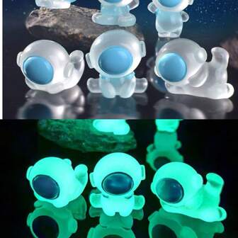 Ornement lumineux Paysage miniature Accessoires créatifs de décoration phosphorescente en forme d'astronaute pour la maison, le bureau et la voiture