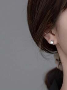 BALMORA 1 Pair Of S925 Sterling Silver Luster Fashion Geometric Round Compact Earrings For Women's Daily Wear Gift Giving Party Valentine's Day Gift Mother's Day Gift