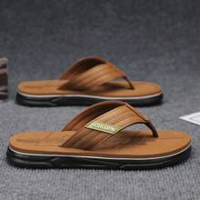 (Tamanho Pequeno) Chinelos Masculinos Novos para Verão 2025, Antiderrapantes e Antiodor para Uso Externo, Sandálias Esportivas Casuais para Praia