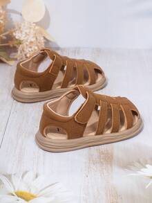 1 Pair Baby Sandals With Large Pu Surface, Anti-Slip Hook-And-Loop, Fashion Classic Beach Sandals, Suitable For Summer - Brown - View 4