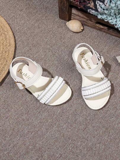 Wunderschöne und elegante modische Sandalen für Mädchen, Prinzessinnen-Schuhe für Kinder, bequeme Babysandalen für den Urlaub und den Alltag, und Mädchen-Sandalen, die 2025 auf den Markt kommen