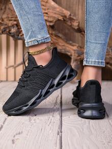 1 双男士时尚纯色跑步鞋，透气防滑轻便运动鞋，柔软厚底增高减震运动鞋，网眼透气舒适休闲一脚蹬袜子鞋，适合户外、上学、旅行、散步 - 黑色 - 查看 2