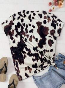 Camiseta con estampado de vaca inspirada en el estilo vintage para mujer - Cuello redondo versátil, top de manga corta en mezcla de poliéster, ideal para primavera/verano/otoño, lavable a máquina