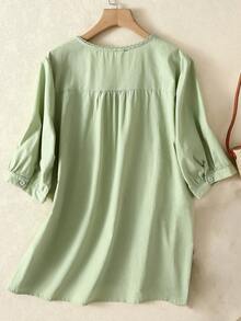 女式花卉刺绣圆领灯笼袖宽松上衣，春夏