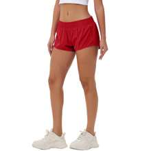 Pantalones cortos deportivos de tiro bajo para mujer: ligeros, de secado rápido, con bolsillo con cremallera y forro interior para correr, yoga y gimnasio. - Rojo - Ver 5