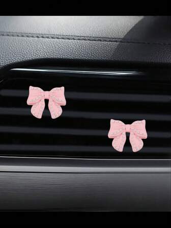 Decorazione per la presa d'aria dell'auto con fiocco di perle, adorabile decorazione per l'interno dell'auto, accessorio a molletta per la presa d'aria del condizionatore auto