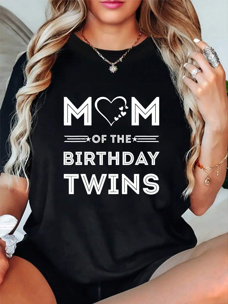 Celebre cumpleaños con estilo con nuestra camiseta gráfica de manga corta y cuello redondo de algodón negro de 180 g con estampado "Mom of the Birthday Twins", perfecta para madres de gemelos, camiseta suave y cómoda para mujeres, ¡excelente idea para un regalo! - Negro - Ver 1