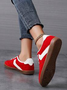 Summer Red Casual Sports Shoes For Women Flats Middle Aged Mom Walking Sneakers Lightweight Mesh Breathable Classic Fashionable Simple All-Match Daily Wear Basic Footwear - Red - View 3