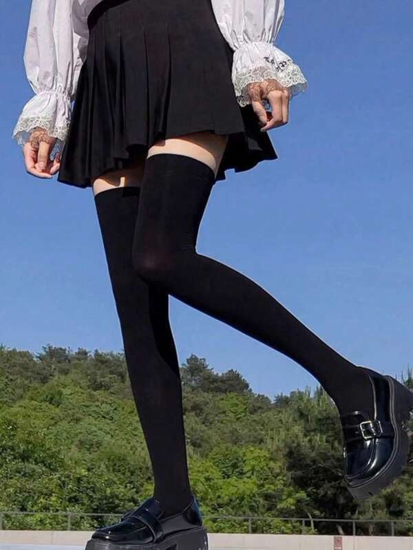 زوج من جوارب طويلة فوق الركبة للنساء، جوارب فخذية مريحة