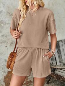 Women's 2 Piece Outfit Summer 2025 - Solid Textured Pocket Shorts Set With Casual Short Sleeve T-Shirt & Elastic Waist Shorts, Ladies Matching Lounge Set For Daily Wear - Màu Khaki - Xem 3