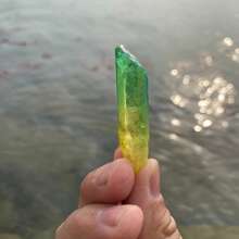 Naturalne kryształy kwarcu Aura Clear Quartz - luźne kryształy, mieszane kolory, materiał do samodzielnego wykończenia, idealne do dekoracji akwarium i doniczek, przedmioty kolekcjonerskie z kryształów, prezent na Dzień Matki, Boże Narodzenie, Święto Dziękczynienia.