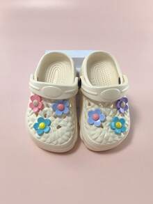 2025夏季新款包头洞穴凉拖鞋可爱小花居家浴室休闲女童洞穴鞋户外沙滩外套凉拖