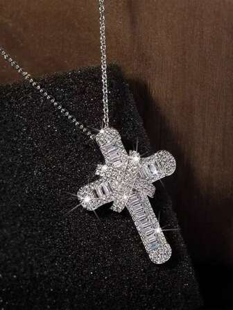 1pc European & American Hip Hop Style Micro-Inlaid Zirconia Cross Pendant Necklace, Suitable For Women's Hip Hop Party & Daily Commute