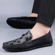 Men's British-Style Loafers, Textured Driving Shoes, Lightweight & Non-Slip - Black - View 4