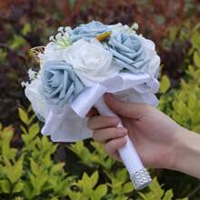 1 Stück eleganter blauer Rosenstrauß mit Satinband, Mori Stil Goldblatt Braut Brautjungfer Hochzeit Künstliche PE Schaum Rose Blumenstrauß PE407E