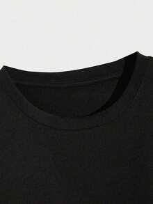 Camiseta estampada de cruz gótica para hombre - Camiseta ,220 g/m², nueva camiseta informal de verano de algodón con cuello redondo y manga corta (1 unidad) - Negro - Ver 4