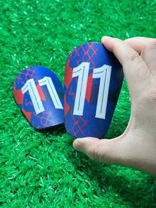 1 对 10x6cm 可拆卸足球护腿板，采用 EVA+PBT 高弹性材料制成 - 藏蓝色 - 查看 7