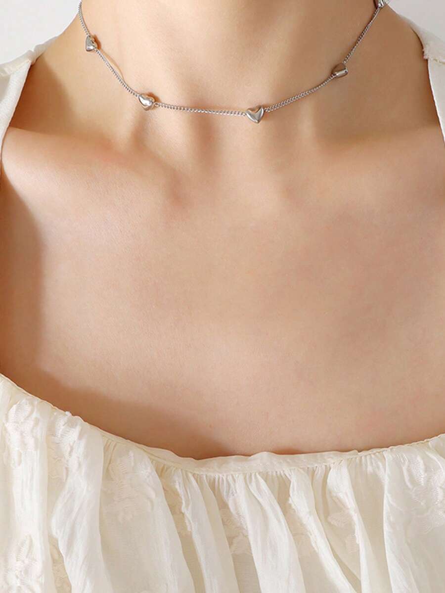 Tkool 1pc Women's Gift Stainless Steel Heart-Linked Short Necklace, Layerable Everyday Accessory (Random Number Of Hearts) - Silver - View 1