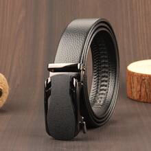 1 件哑光跑车设计加长腰带，男士时尚合金扣休闲裤腰带，适合腰围 105-170 厘米，适合青年和中年休闲、商务、男朋友丈夫父亲爸爸男士礼物，日常穿着、时尚、青少年、户外、度假、运动、旅行、街头、波西米亚风、复古