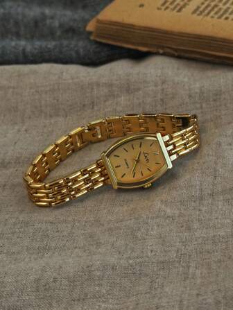 1 New French Retro Gold Small Dial Ladies Watch, Stylish And Simple Waterproof, Luxurious And Elegant, Small Barrel-Shaped Ladies Quartz Watch, Suitable For Daily Wear, Dinner And Other Occasions To Embellish The Wrist