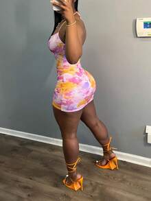 女士时尚休闲别致吊带裙，性感可爱，适合日常和户外穿着