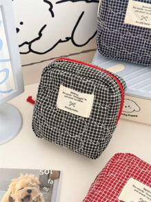 1 pieza Bolsa de maquillaje pequeña con diseño de acolchado en forma de corazón, estilo patchwork de 3 colores, para almacenar lápices labiales, joyas, pañuelos, toallas sanitarias, ideal como bolsa de cosméticos, bolsa de maquillaje, organizador de maquillaje, para viajes, bolsa de regalo de Navidad, bolsa de embrague / bolso pequeño, organizador de maquillaje, portabrochas, mini bolsa, bolsa de gran capacidad