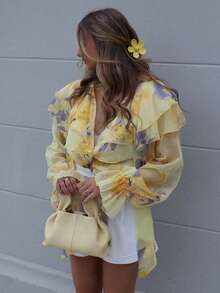 荷叶边碎花多层珍珠装饰休闲纽扣衬衫