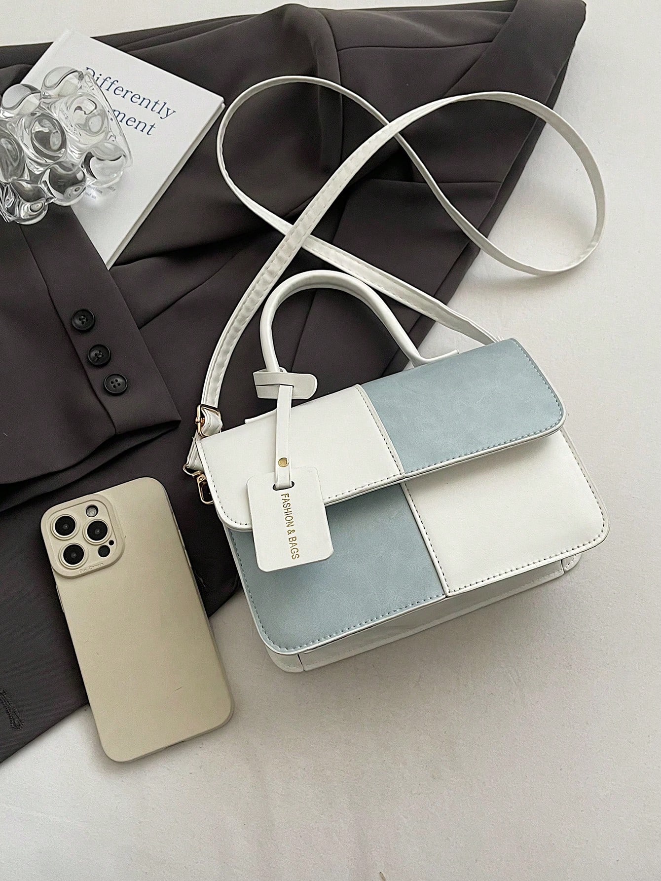 الحقيبة متعددة الألوان المبطنة بطراز جديد وأنيق لح...