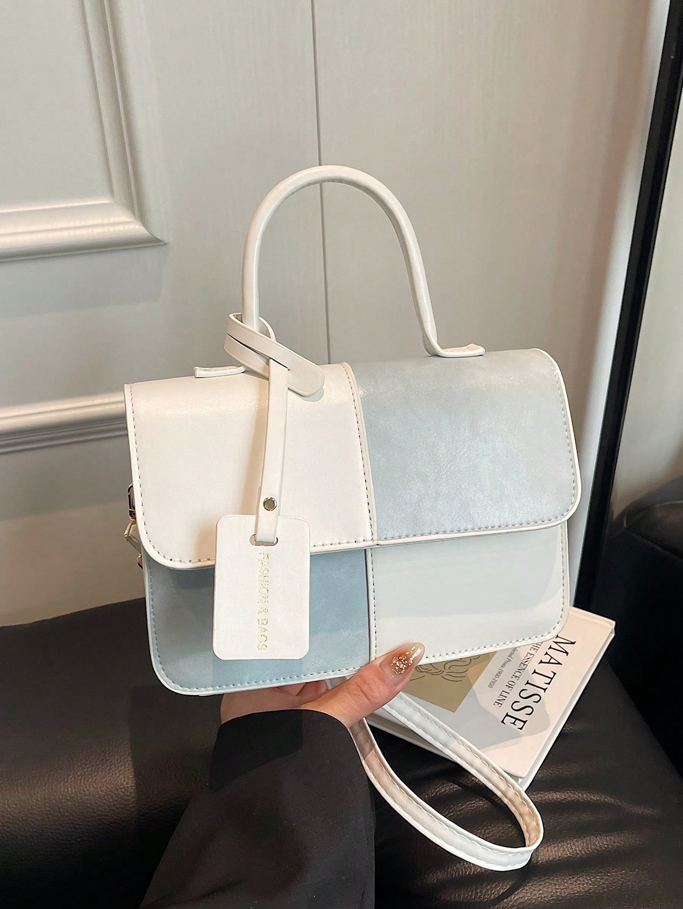 الحقيبة متعددة الألوان المبطنة بطراز جديد وأنيق لح...