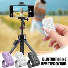 Anello telecomando senza fili, giravolta pagine senza fili, anello telecomando Bluetooth per scorrimento con il dito, cliccatore per dito per scorrimento su telefono, per video, foto, romanzi, anello telecomando a forma di cuore per San Valentino, 55mAh, adatto per vacanze estive, viaggi, vacanze,otturatore senza fili portatile per fotocamera