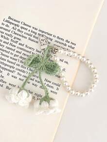 1PC清新优雅手工编织羊毛钩针编织铃兰铃兰女孩背包小吊坠铃兰仿珍珠串钥匙扣包饰汽车配件包饰