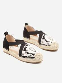 Espadrillas bohémien con ricami, lacci elastici e intrecci