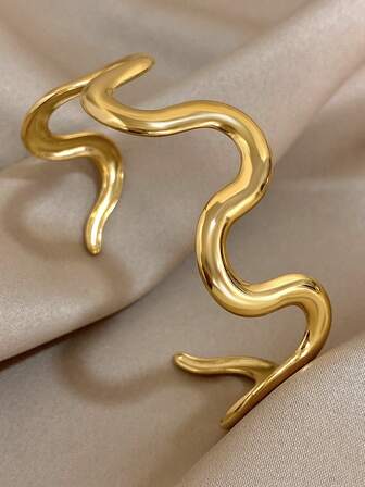 1Pc Golden Elegant Geometric Curved Open 18K Gold Plated Stainless Steel Snake Bangle Bracelet For Women Girls, Wear On Wrist, Not Arm, Mom Gift Christmas Thanksgiving Halloween Wedding Rave/Prom/Party/Daily Accessories Gift For Anniversary Valentine's Day Boho Jewelry Birthday Bridesmaid Gifts