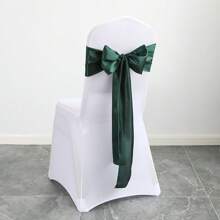 10 pièces Écharpe de chaise en satin avec nœud papillon, écharpes de chaise en satin vert sauge pour mariage, réception, événement, hôtel, décoration de chaise, convient pour toute fête intérieure ou extérieure. Décoratif et fonctionnel. Également applicable pour les fêtes de vacances, les mariages, les célébrations d'anniversaire, les sacs en organza, les chemins de table, les artisanats DIY, la décoration d'intérieur et les décorations de fête