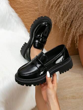 Chaussures style universitaire Babies noires britanniques pour femmes de petite taille, mocassins à plateforme avec hauteur augmentée, Richelieux à talons hauts