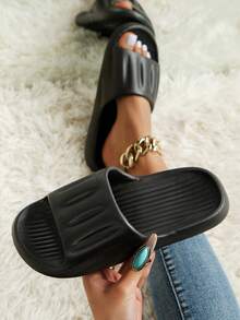 Unisex Anti-Slip Soft Sole Solid Color Open Toe Flat Slide Slippers, Casual Fashion Summer Beach Indoor Daily Use Shower Bedroom Sandals, Suitable For All Seasons - Black - View 3