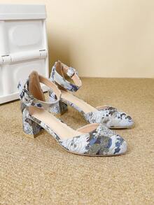 Women's Chunky Heel Fashionable Slip-On Comfort Strap Buckle Sandals - Multicolor - View 2